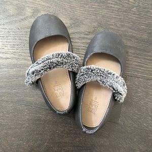 Zara Toddler Girls Dress Shoes. Size 22